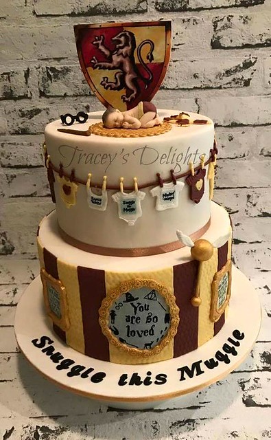 Cake by Tracey's Delights