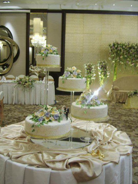 Cake by Shirin Woutersz of CakeBoutique SW
