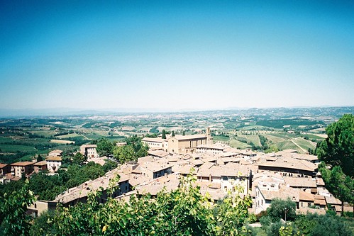 old city blue houses summer sky italy sun travelling green film analog landscape town italia view minolta roadtrip tuscany fujifilm typical toscana tuscan x700 withneonnoon