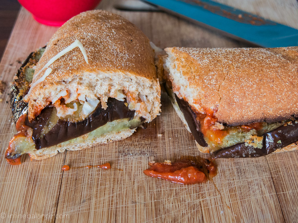 Eggplant Parm Pizzaburger | #meatlessmonday #recipe