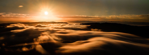 sunrise ankh dawn light longexposure tukitukiriver hawkesbay newzealand silhouette sun mist tematapeak sky fog water caldwell tukituki clouds