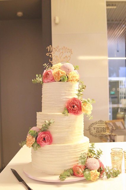Wedding Cake by Vintique Cakes