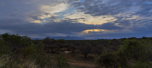 sunset southafrica cloudy hoedspruit limpopo hoed ndlovu khayandlovu