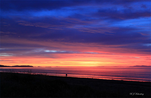sunset sea newzealand sky cloud colour beach weather silhouette canon coast natural superb cook wave northisland simply aotearoa strait wonders kapiti paraparaumu 500d