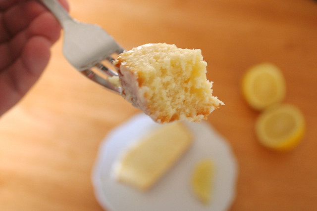 Lemon Cake with Cream Cheese Topping