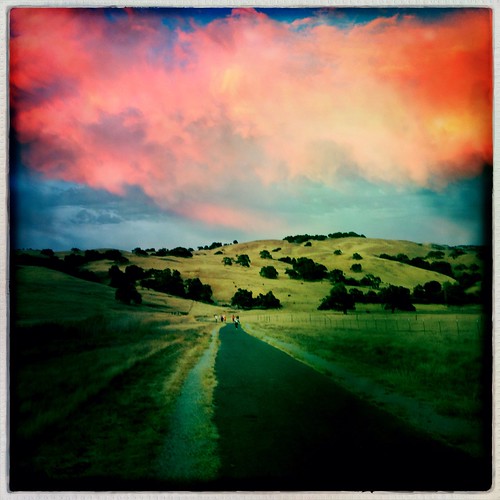 california sunset red sky clouds square pretty trail sanmartin hollingsworth iphone5 iphoneography hipstamatic harveybearpark oggl uploaded:by=flickrmobile flickriosapp:filter=nofilter