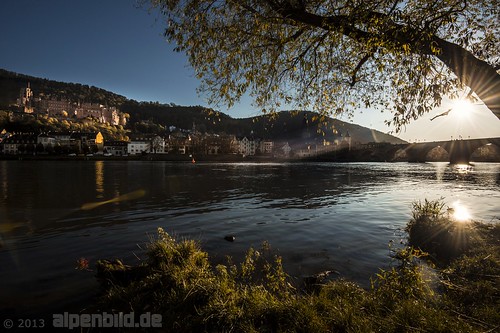 d800 d800e nikond800e nikon abend alpenbildde autumn autumnal baum berg berge bridge brücke burg castle city evening fall festung fluss fortress fullframe fx heidelberg herbst herbstlich landscape landschaft mountain mountains natur nature odenwald river sonne sonnenuntergang stadt sun sunset tree vollformat wasser water 全画幅数码单反相机 城堡 大自然 太阳 尼康 山 山区 晚 景观 树 桥 流 秋