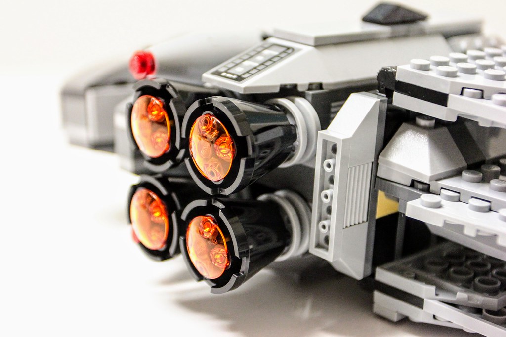 LEGO-Star Wars B-wing-(75050)