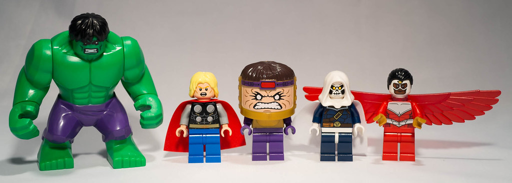REVIEW LEGO 76018 Marvel Super Heroes - Hulk Smash Lab