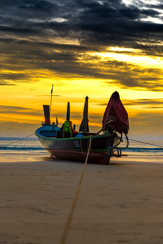 thailand sunset boat beach