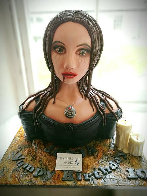 Jorja by Caroline Lukes of The Stables Cake Studio