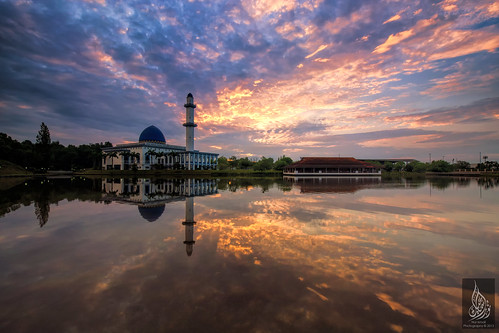 colors clouds sunrise colours soe bangi bursting singleexposure sifoocom masjiduniten nurismailphotography nurismailmohammed nurismail