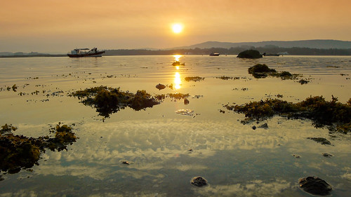 orange yellow sunrise island august galicia ogrove latoja 2013