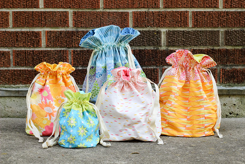 Dreamin' Vintage Lined Drawstring Bags