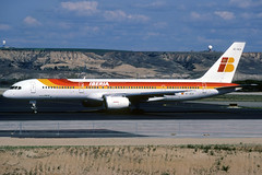 Iberia B757-236 EC-GCA MAD 04/04/1999