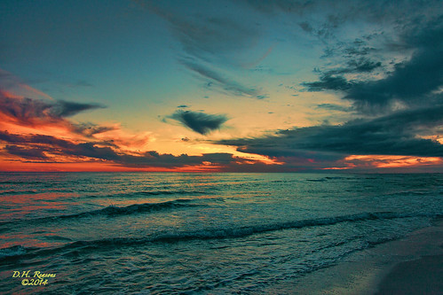 ocean sunset sea beach gulfofmexico water clouds evening sand waves gulfcoast geocity camera:make=canon exif:make=canon camera:model=canoneos5dmarkii geostate geocountrys exif:model=canoneos5dmarkii exif:lens=ef24105mmf4lisusm exif:focallength=24mm exif:aperture=ƒ40 exif:isospeed=400 geo:lon=86592244444445 geo:lat=30393486111112