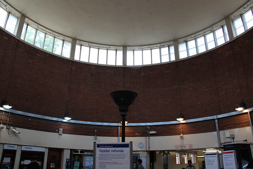 Circular ceiling of Hanger Lane Station