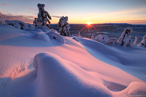 blue sunset sky sun mountain snow mountains cold ice nature clouds canon landscape evening crystals purple sundown forrest sweden hiking freezing sunny calm lapland northern snowcovered norrland gällivare northernsweden