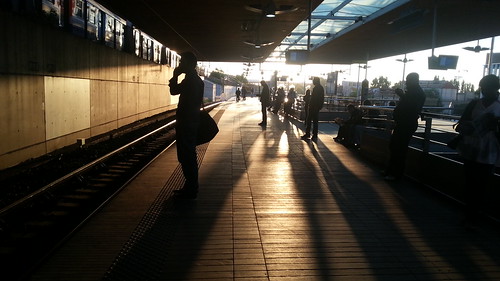 paris station silhouette sunrise soleil samsung ombre stdenis rer plaine flickrandroidapp:filter=none