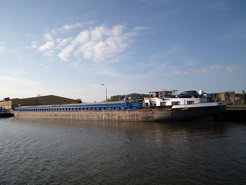 mittellandkanal barge barka binnenschiff motorschiff inlandvessel motorvrachtschip bülstringen