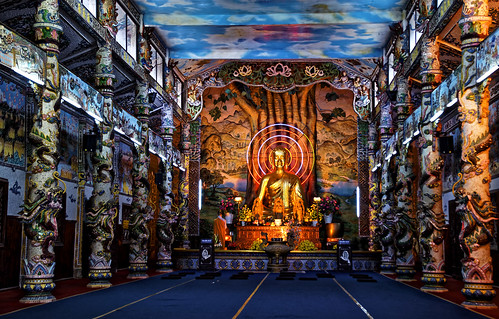 vietman linh phuoc pagoda dragon monk color da lat city dalat dslr nikon d5100 travel view