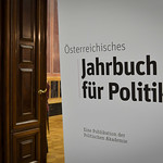 Jahrbuch für Politik Präsentation und Podiumsdiskussion