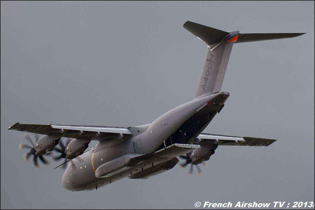A-400M Airbus Military,60 ans Patrouille de France , Meeting Aerien 2013