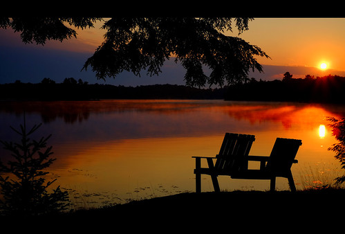 trees sun lake ontario nature sunrise golden early chairs empty cottage mosquito seats fujifilm fujinon haliburton xe1 xf35mmf14r