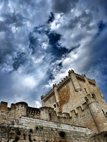 españa storm spain day valladolid cielo nubes tormenta castillo peñafiel