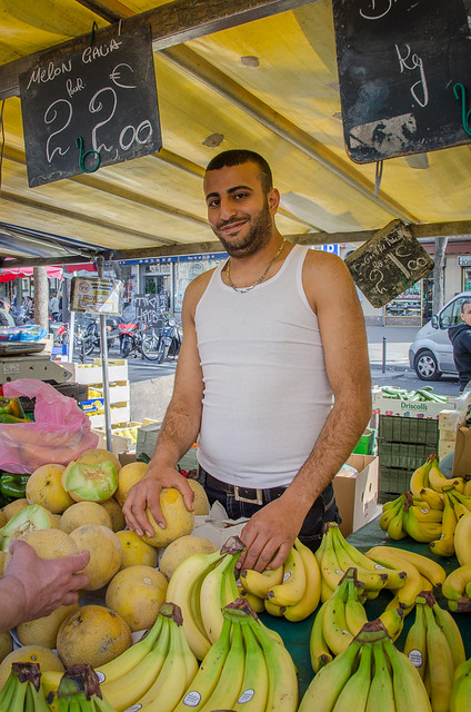 Photos of a Paris Farmers Market: Belleville-Menilmontant