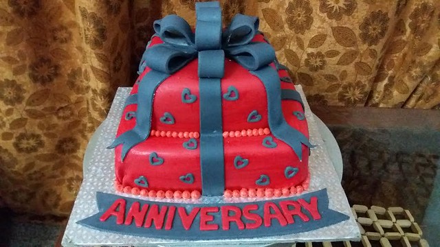 Anniversary Cake by shahidajee24