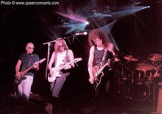 Brian May, Steve Vai & Joe Satriani live @ Shepherds Bush Empire - 1997