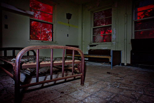 hospital insane bed haunted frame kansas ward asylum abandonment mental hardtnerks achenbachhospital