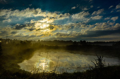 water misty fog wisconsin sunrise reflections pond unitedstates atmosphere waukesha starburst 2013