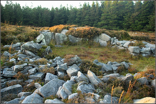 ireland grave stone tomb explore mayo cairn megalith gallerygrave rathlackan