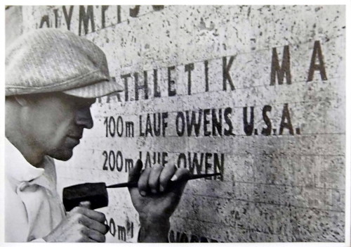 Jesse Owens photo