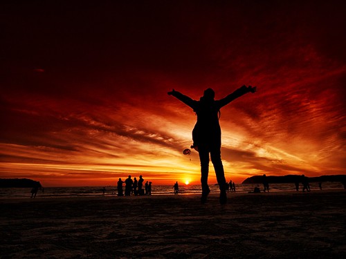 silhouettes girl vacation holiday langkawi beach sunset sundown sky orange travel places trip malaysia kedah canon eos eos700d canoneos700d canonlens 10mm18mm wideangle
