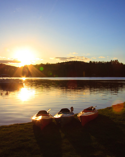 sunset kayaks saranaclake