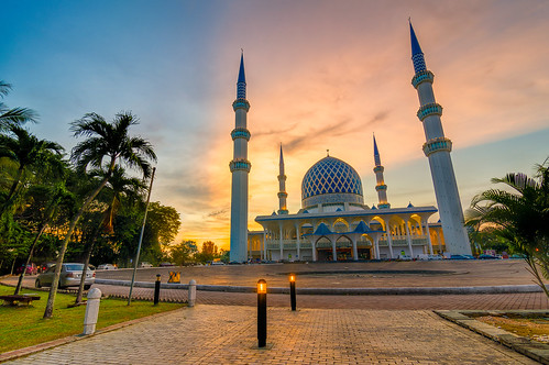 sunset composite architecture landscapes sony mosque tokina malaysia hdr masjid selangor shahalam hafiz digitalblending masjidshahalam tokina1116mmf28atx nex6 mhafiz87 muhammadhafizbinmuhamad landscapeswithmanmadeobjects masjidsulansalahuddinabdulazizshah