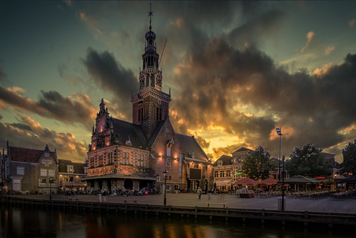 alkmaar waag plein netherlands sunset urban cityscape architecture dutchlandscape street square landmark clouds sky