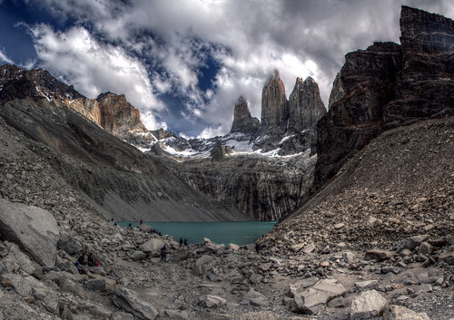 chile patagonia nationalpark nature outdoor andes lake water h2o mountain landscape sky cloud rocky morane panorama hdr torresdelpaine