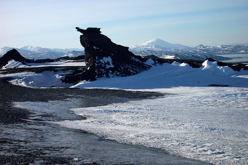snow volcano iceland vinter hekla