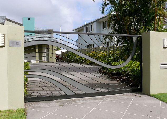 15 Must-See Gates Design That are Impossible to Resist