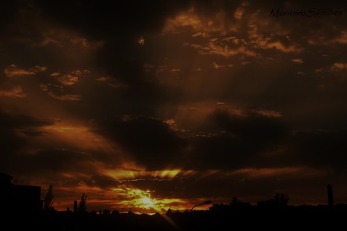sunset sun sol clouds atardecer spain sony nubes puestadesol cáceres anochecer lateafternoon extremadura santibáñezelbajo