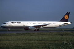 Lufthansa A321-231 D-AISD BCN 31/08/2002