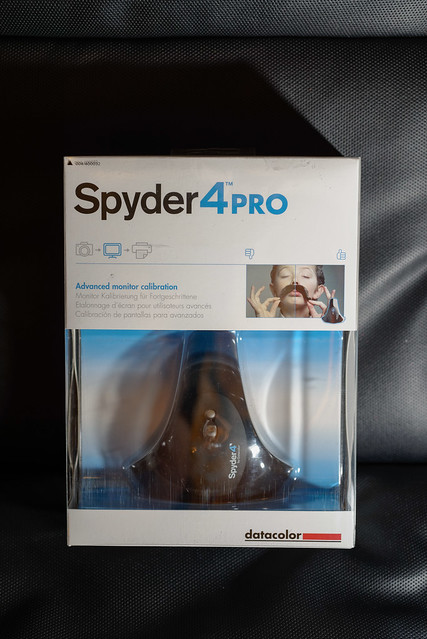 【Spyder 4 Pro】正面盒子