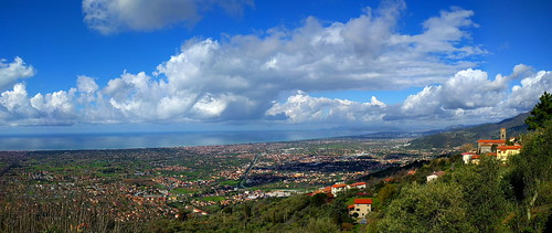versilia morning clouds pietrasanta fortedeimarmi landscape luminous coast tuscany capriglia tyrrheniansea italy marble