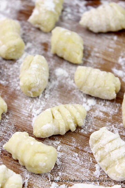 Homemade Gnocchi - an Italian potato dumpling that is easy to make at home and tastes great in your favorite recipes! #Italian #PotatoRecipe #dumpling