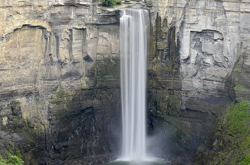 waterfall fingerlakes taughannockfallsstatepark d5100