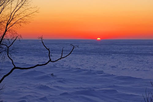 winter sunset cold ice lakemichigan greatlake frozenlake berriencounty stevensville glenlordbeach puremichigan sonyslta65v